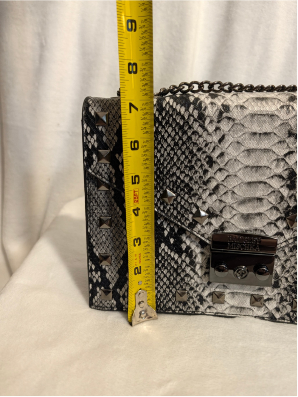 Badgley Mischka NWT Crossbody Bag Vegan Leather Snake Print - Picture 13 of 15